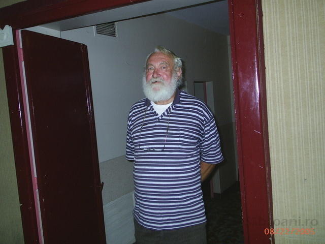 PIC 0825