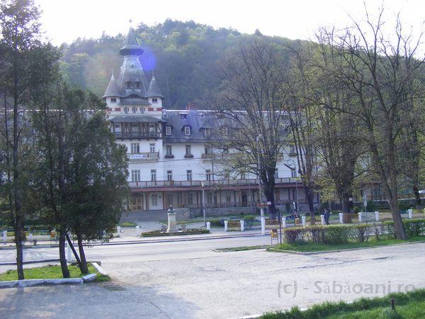 Hotelul Central in Calimanesti